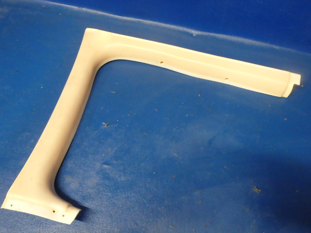 79171-08 Piper - Cover-Window Frame Center Right